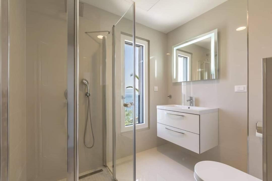 Villa Sky Мимице Екстериор снимка