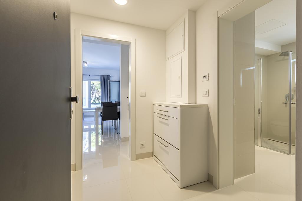 Villa Sky Мимице Екстериор снимка